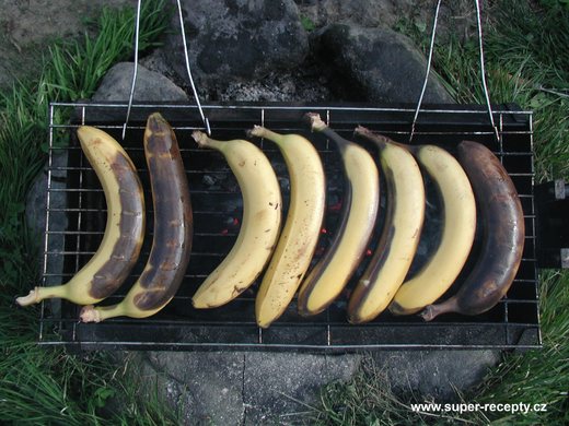 Banány grilujeme celé i se slupkou